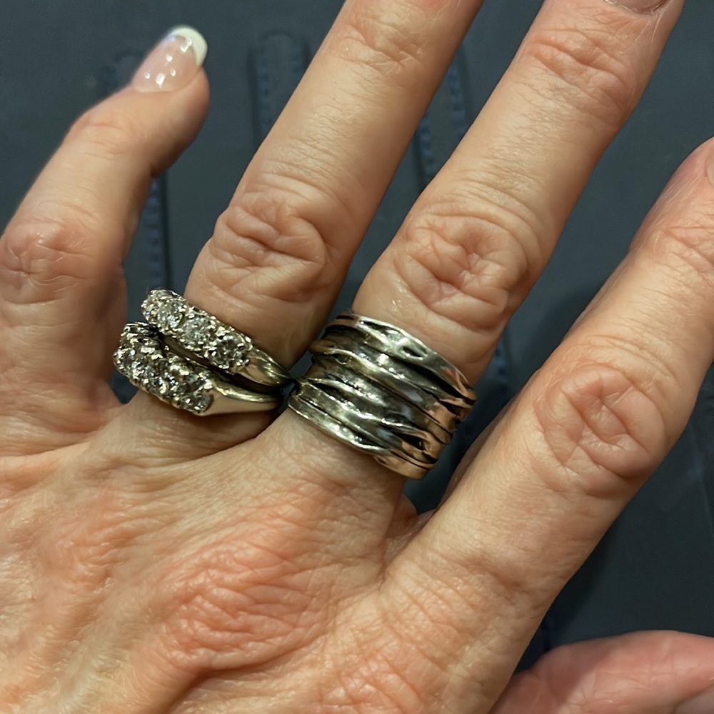 Sterling Ring - Picture 5 of 6
